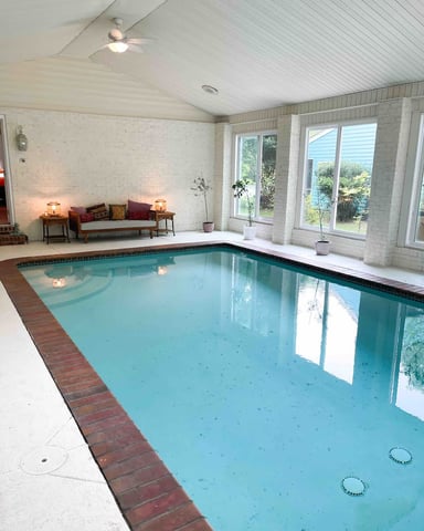 Pools & Room to Unwind